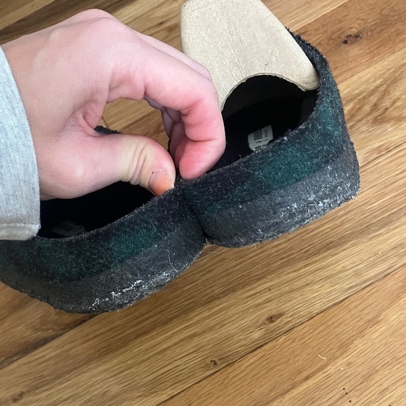 EUC Women's Green & Black Plaid Birkenstock Closed Toed Slide Clogs Size 38 - Picture 10 of 11